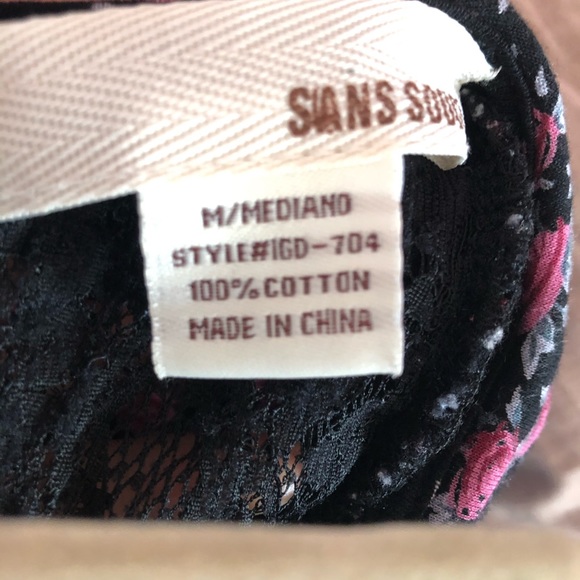 ❗️2/$20❗️ Purple and Black Lace Floral Dress - Picture 6 of 6